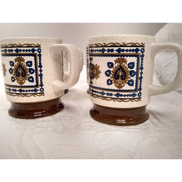 Vintage footed mugs set of 4 retro speckled MCM Eastern style motif Boho READ - Picture 11 of 12
